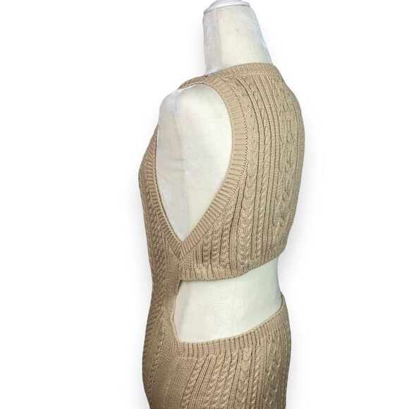 🆕 ASOS Cable Knit Midi Dress with Open Back Detail in Camel - Picture 8 of 11